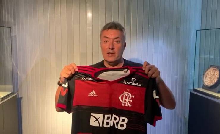Flamengo anuncia contratação do técnico Domènec Torrent