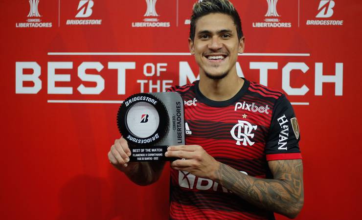Pedro vira artilheiro da Libertadores e exalta classificação do Flamengo