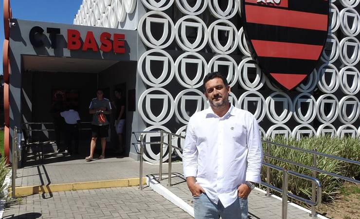 Após ano de recorde, VP da base destaca trabalho e DNA: "O atleta tem que entender o Flamengo pelas paredes"