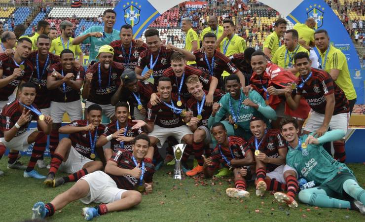 Flamengo estuda não disputar a Copa SP de Futebol Júnior por conflito de datas com Carioca