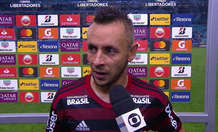 Rafinha lamenta gol no fim e avalia que o Flamengo merecia a vitória: "Dominamos o jogo todo"
