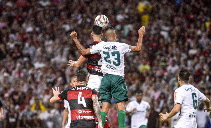 Com lesões e novatos, Flamengo já usou três duplas de zaga diferentes em início de temporada