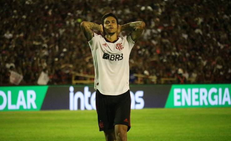 Escalação do Flamengo: Santos sofre lesão, Pedro é poupado e Rodrigo Caio entra nos relacionados