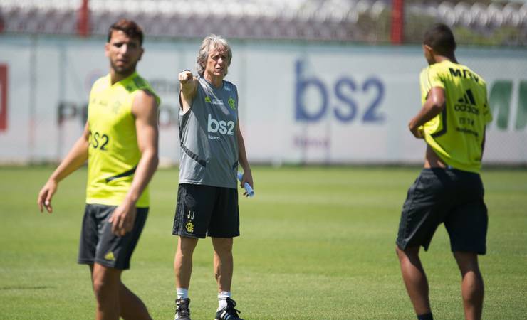 Contra o Santos, Jesus pode repetir escalação do Flamengo pela primeira vez após 15 jogos