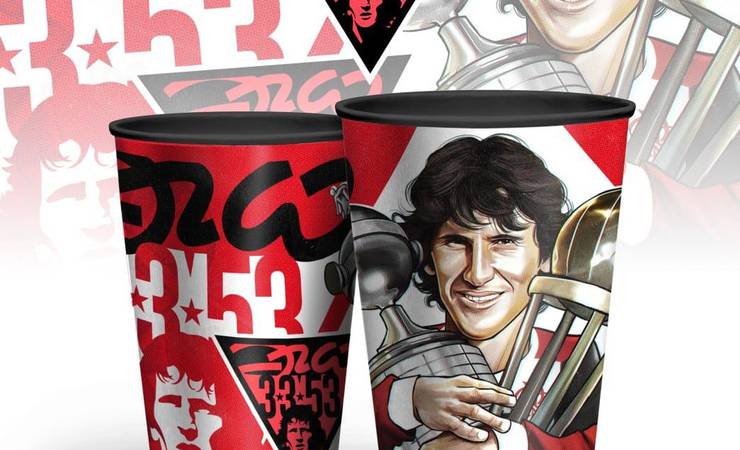 Flamengo lança copo em homenagem ao aniversário de Zico