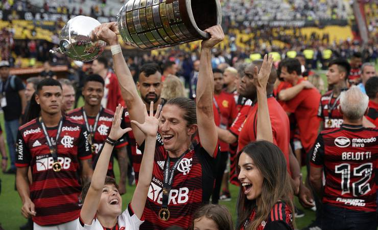 Aberto a renovação com Flamengo, Filipe Luís elogia Ayrton: "Entrou na fogueira"