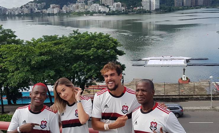 Com escudo do remo, Flamengo lança segundo uniforme na Lagoa Rodrigo de Freitas; veja
