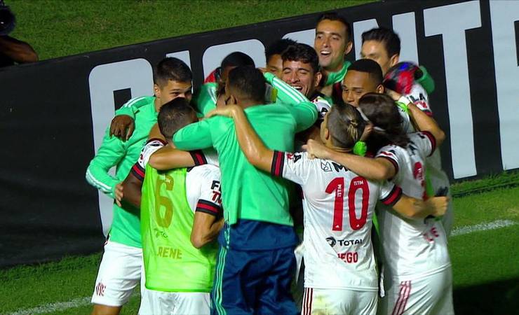 Análise: na marra e na calma, Flamengo faz do Vasco mais uma vítima de seu novo jeito de vencer
