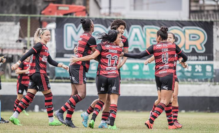 Flamengo faz 17 a 0 no America e chega à semifinal do Carioca Feminino; time tem 112 gols no torneio
