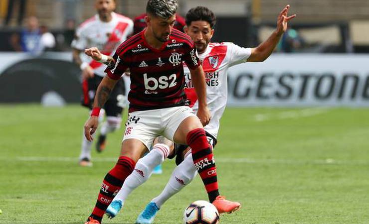 Marcos Braz ironiza interesse do Boca em Arrascaeta, do Flamengo: "Vão ter que vender a Bombonera"