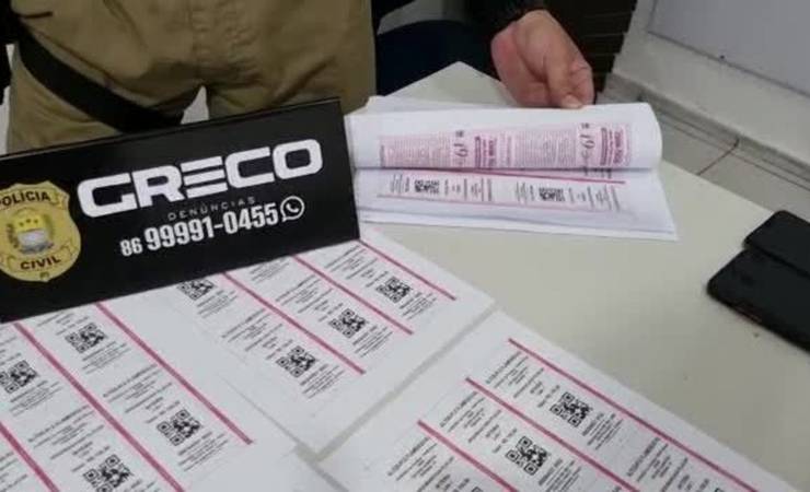 Polícia apreende mais de 200 ingressos falsificados de Altos x Flamengo e prende dois homens