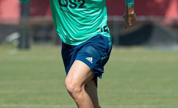 Piris da Motta se aproxima do adeus ao Flamengo, e Braga é o destino provável