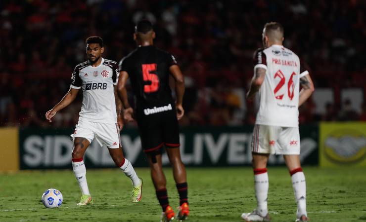 Análise: apesar de time desfigurado, saideira reforça pontos de atenção para montagem do Flamengo 2022