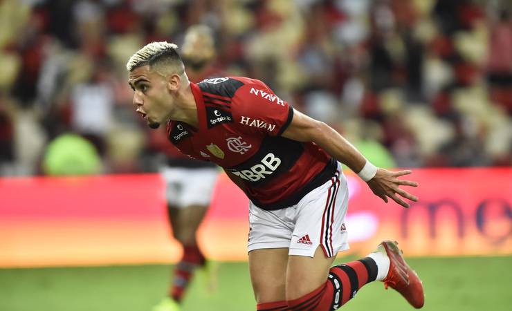 Atuações do Flamengo: Andreas Pereira e Bruno Henrique comandam vitória sobre o Athletico-PR