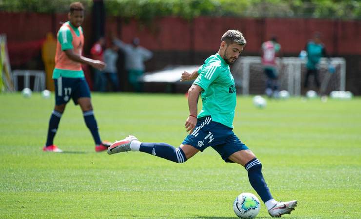 Arrasca no top3, Thiago Maia de titular e Filipe Luís absoluto: internautas escalam o “Flamengo ideal"