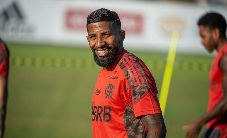 São Paulo faz contato para ter Rodinei em 2022; Flamengo recusa oferta de R$ 3 milhões de clube da MLS