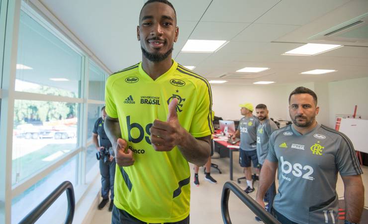 Gerson é regularizado e já tem condições legais de estrear pelo Flamengo