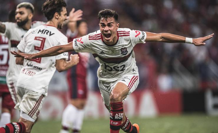 Flamengo e Real Madrid acertam acordo de R$ 136 milhões, e venda de Reinier depende apenas de espanhóis colocarem no papel
