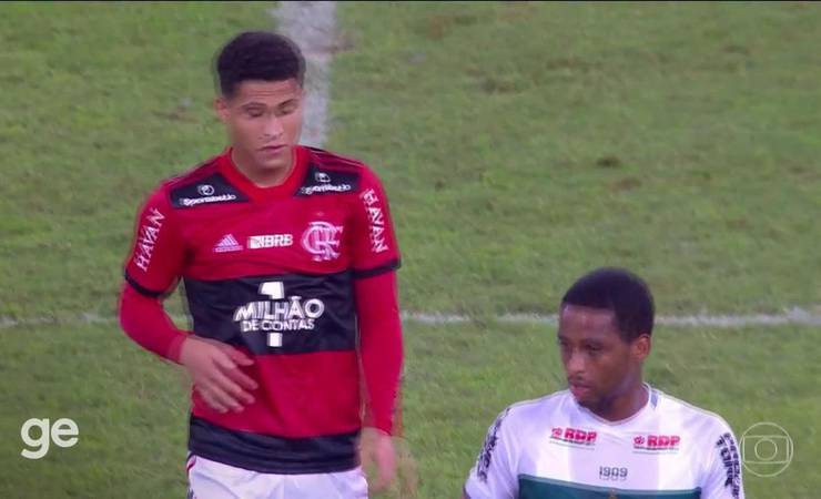 Mauricinho passa o bastão para Ceni e elogia o Flamengo: "Apresentações que nos deixam felizes