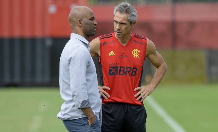 Flamengo viaja para a Argentina com desfalques para duelo da Libertadores