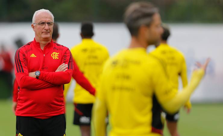 Dorival Júnior terá elenco do Flamengo completo à disposição contra o Cuiabá