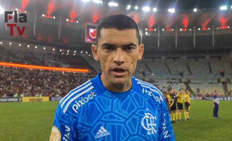 Jogadores do Flamengo comemoram vitória contra o Coritiba