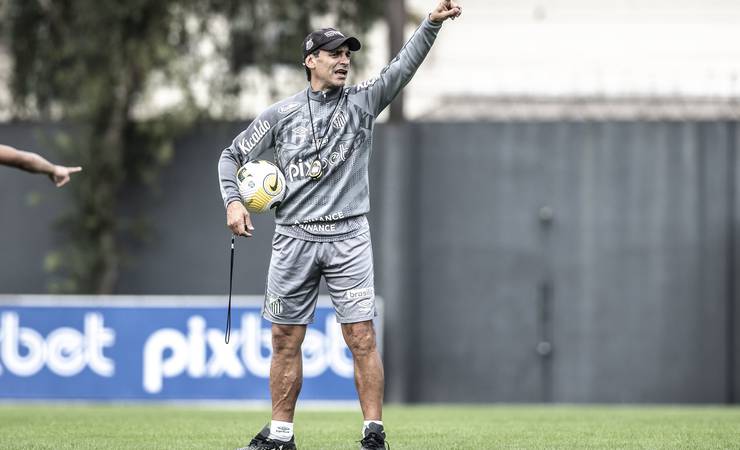 Santos se reapresenta após revés para o Flamengo e mira Sul-Americana