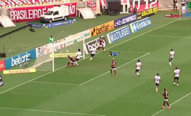 ASSISTA: Gabigol faz o segundo do Flamengo contra o Corinthians