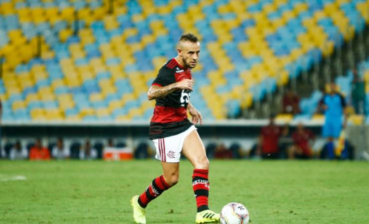 Rafinha diz que questão financeira não foi o motivo da desistência do Flamengo