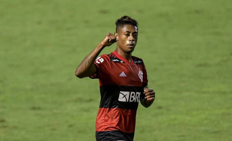 Se a gente ganha, é normal, se perde, é dor de cabeça', diz Bruno Henrique, do Flamengo