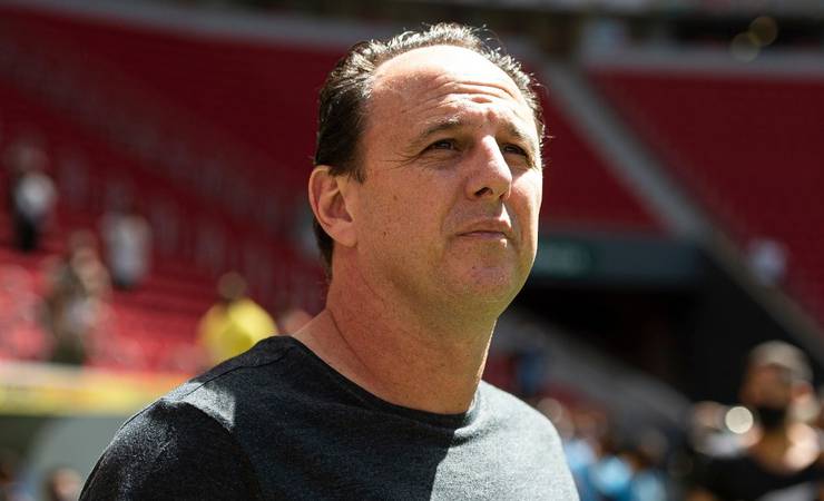 Rogério Ceni exalta título do Flamengo sobre o Palmeiras e afirma: 'Vamos atrás de um tri'