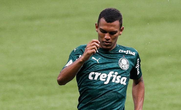 Gabriel Veron rebate provocação de Paquetá: 'O que ganhou na base, ganhei no profissional'