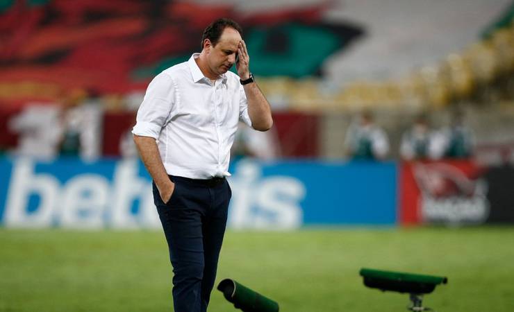 Após sair perdendo contra a Portuguesa, torcedores do Flamengo reclamam de Ceni