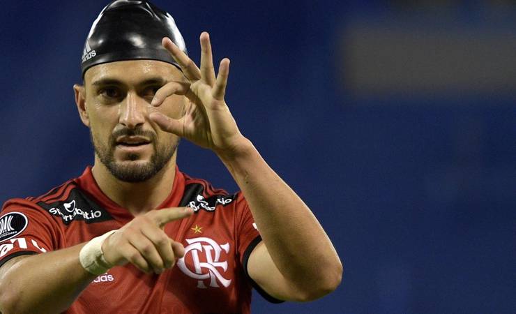 Arrascaeta mira Europa, mas garante estar feliz no Flamengo: 'Espero ficar por muitos anos'