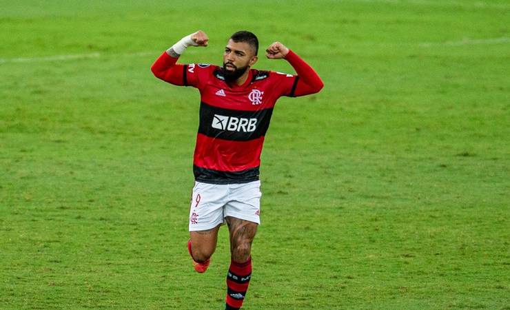 Gabi diz que espera passar Zico em gols pelo Flamengo na Libertadores: 'Nosso rei'