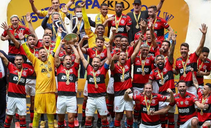 Após confusão em Supercopa, Flamengo e Palmeiras são multados pelo STJD