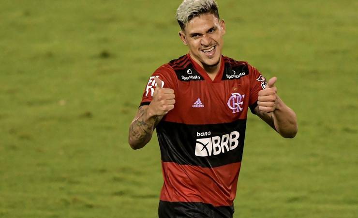 Pedro faz três gols e torcedores do Flamengo vão à loucura nas redes sociais