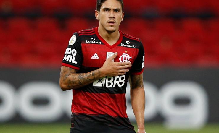 Bangu aciona o Flamengo na Fifa pedindo pagamento referente à compra de Pedro