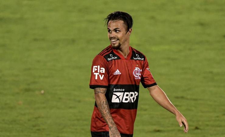 Apesar da vitória do Flamengo, Michael é criticado por torcedores nas redes sociais