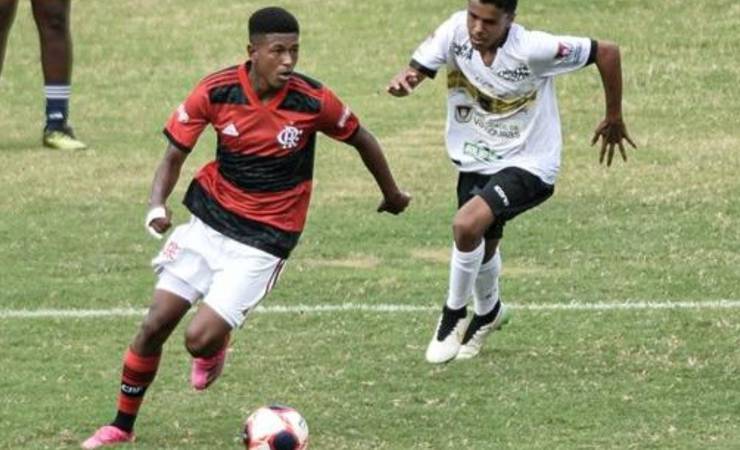 Joia do Flamengo, jovem Bill é convocado para a Seleção Brasileira sub-15