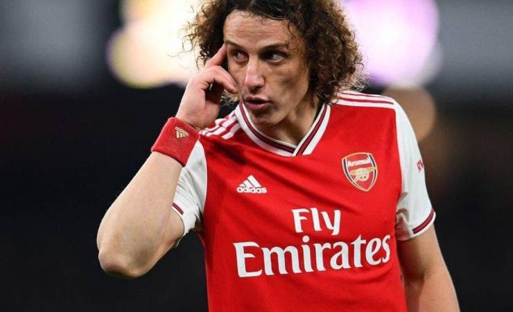 Mãe de David Luiz reposta montagem do zagueiro com a camisa do Flamengo