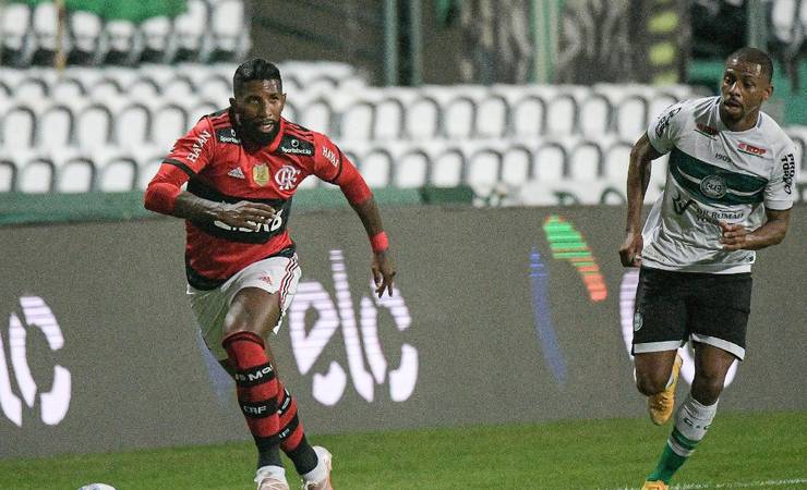 Torcedores do Flamengo avaliam reestreia de Rodinei com a camisa do clube
