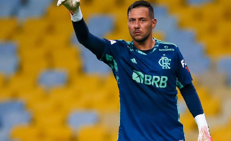 Diego Alves está na lista de interesses da Juventus, segundo portal