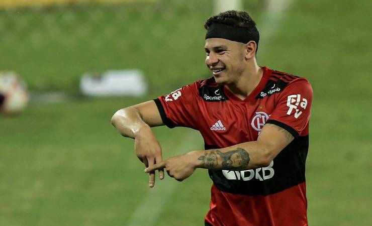 Lugano, novo clube de Abel Braga,  prepara investida em Hugo Moura, do Flamengo
