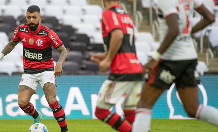 Gabigol comemora vitória do Flamengo e exalta equipe: 'Que time do cara...'