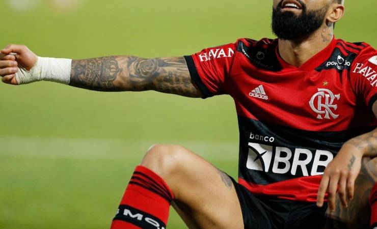 Após dois gols e assistência contra o Olimpia, Gabigol provoca: 'Me critiquem mais'
