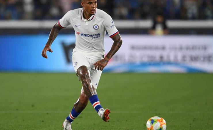 Kenedy testa positivo para covid-19 e atrasa chegada ao Flamengo