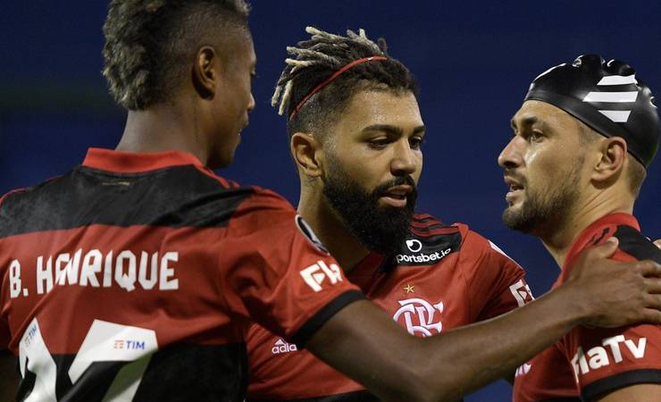 Gabigol, Bruno Henrique e Arrascaeta chegam a 202 gols com a camisa do Flamengo