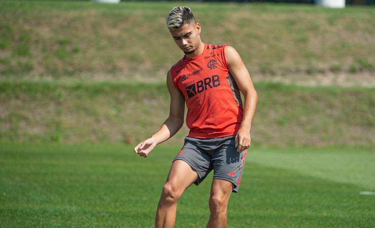 Grêmio x Flamengo: Andreas Pereira é relacionado para a partida pela Copa do Brasil