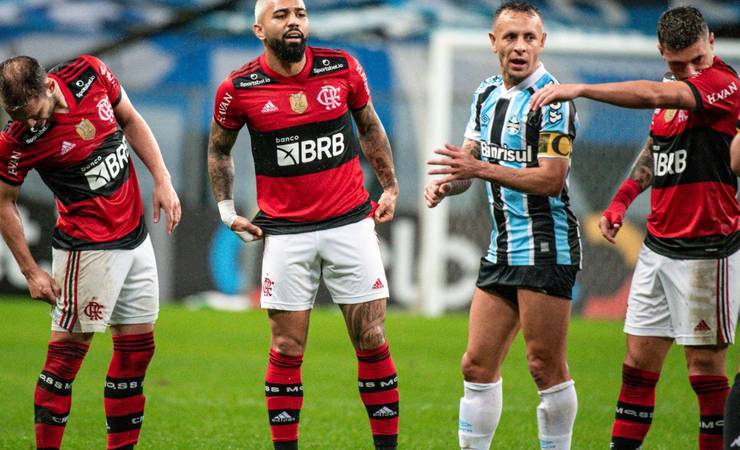 Após vitória sobre o Grêmio, Gabigol posta mensagem para Rafinha: 'Faz parte dos coringas pra sempre'